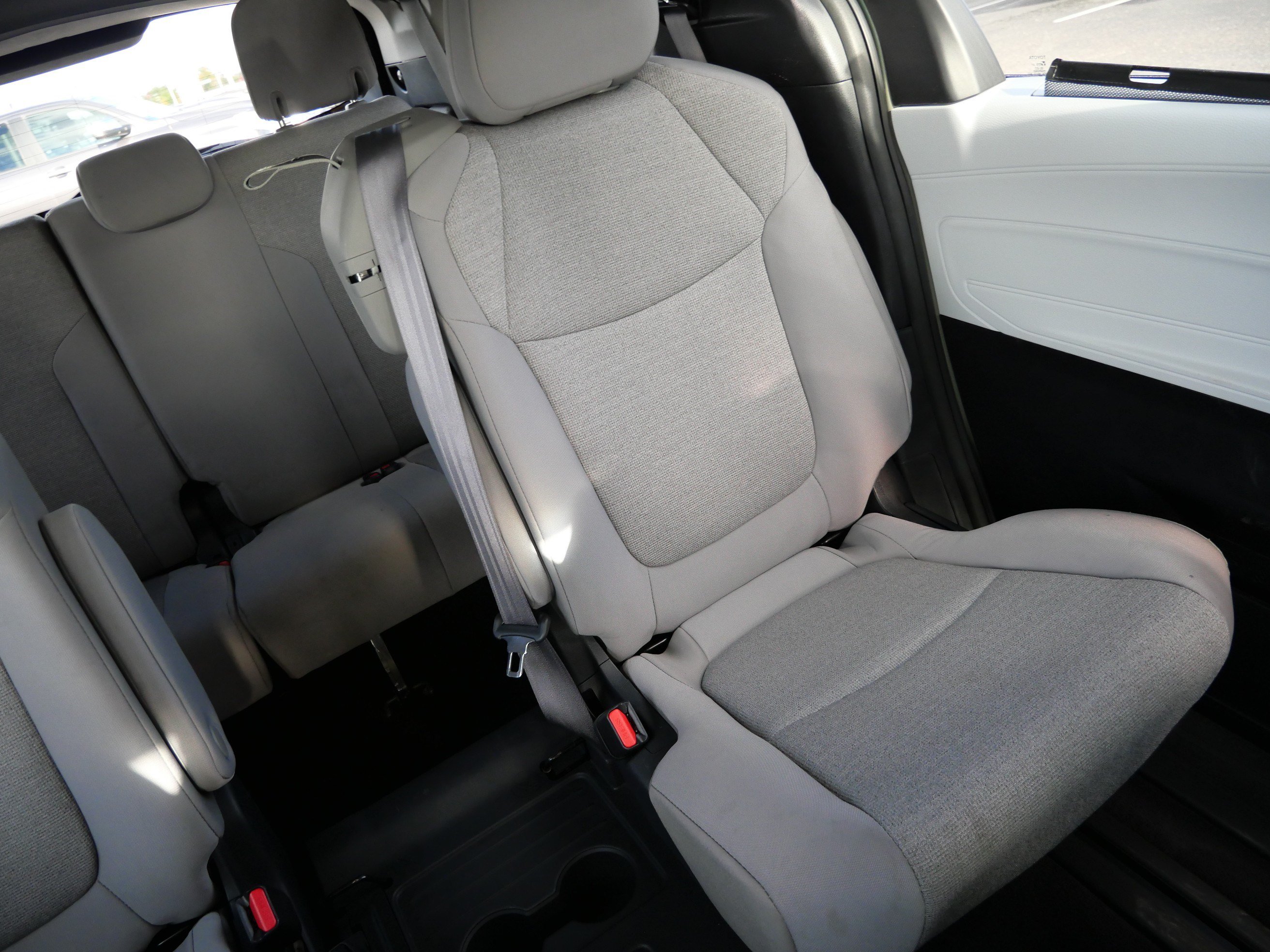 Certified 2025 Toyota Sienna LE AWD/4WD image 14