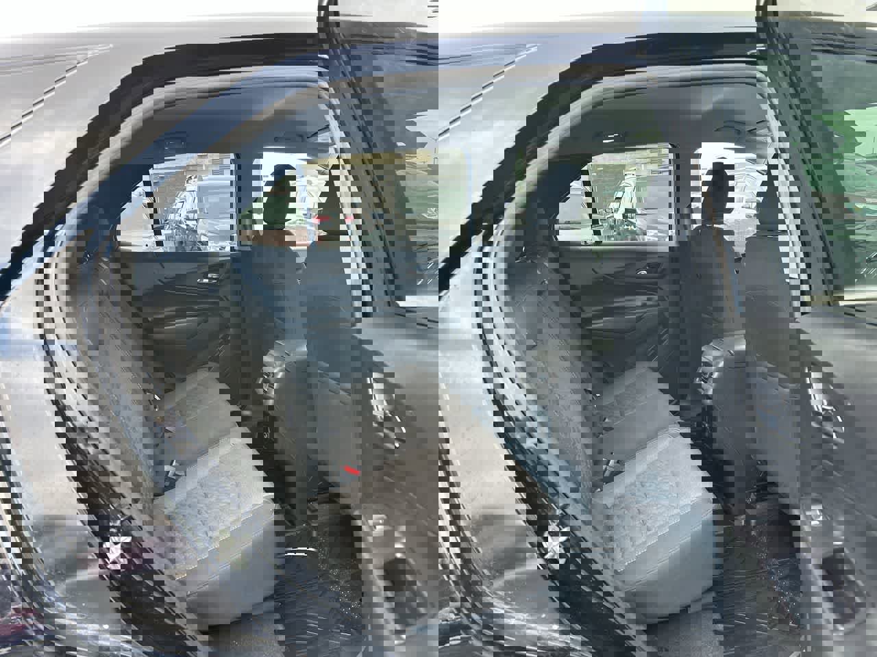 Used 2020 Chevrolet Equinox LT image 25