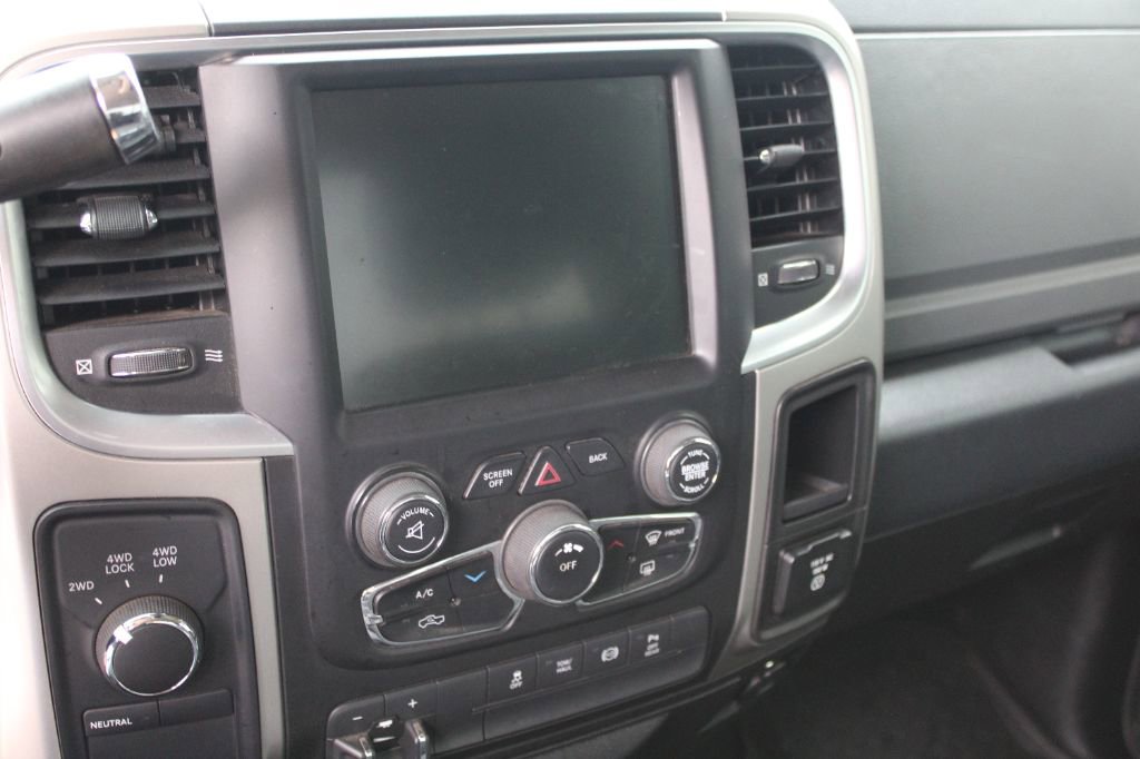 Used 2016 RAM 2500 SLT w/ Popular Equipment Group AWD/4WD image 11