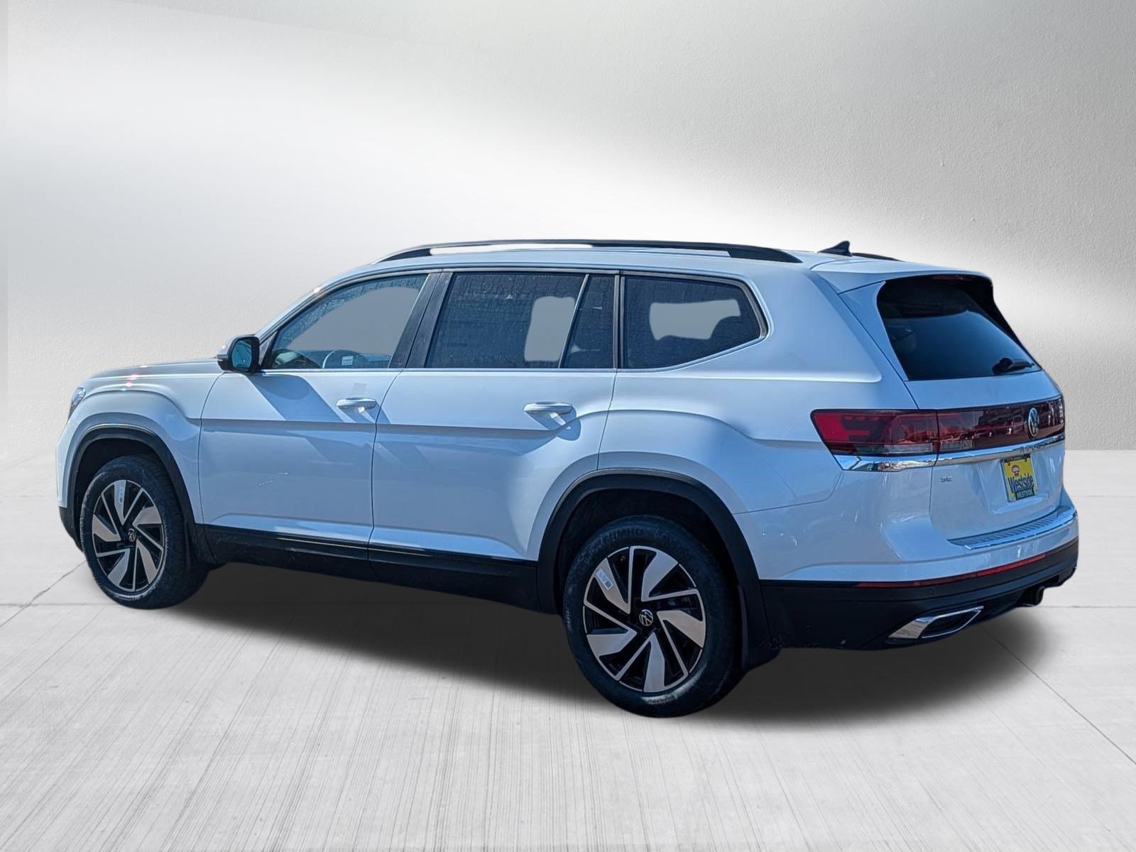 New 2026 Volkswagen Atlas SE AWD/4WD image 2