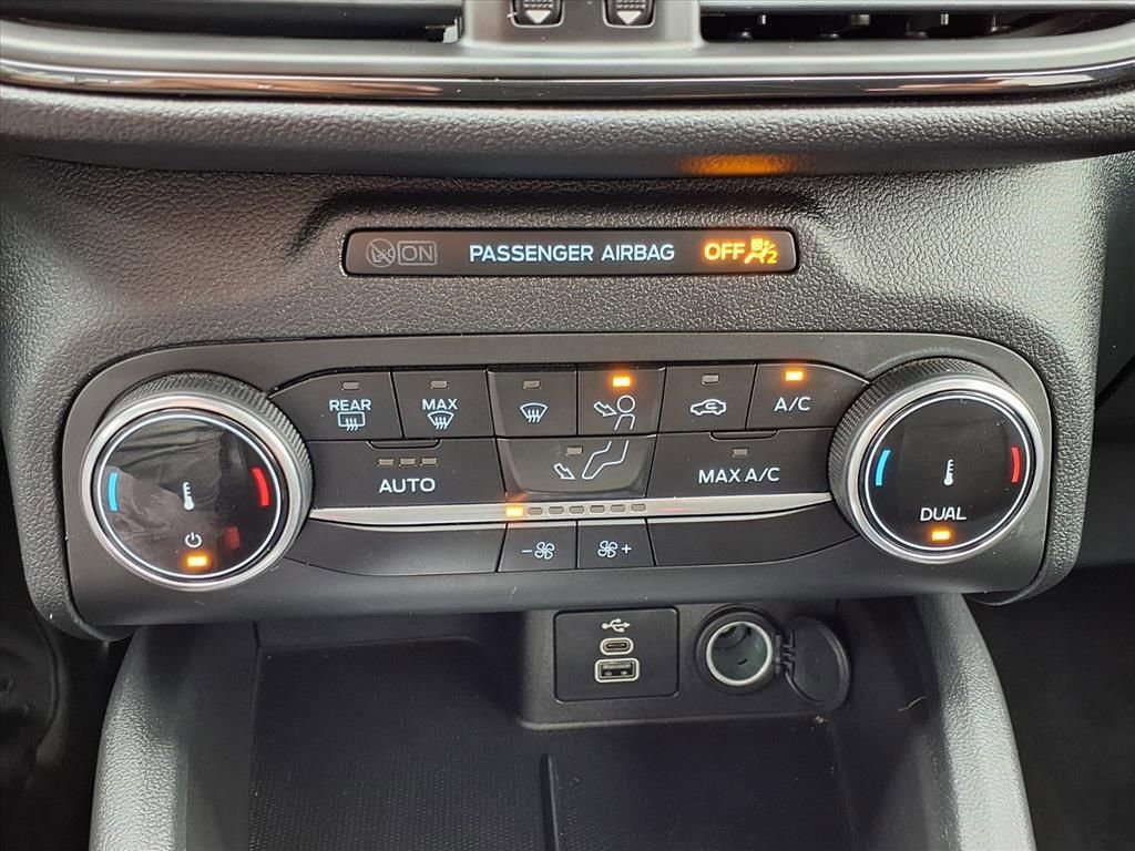 Used 2025 Ford Escape ST-Line FWD image 20