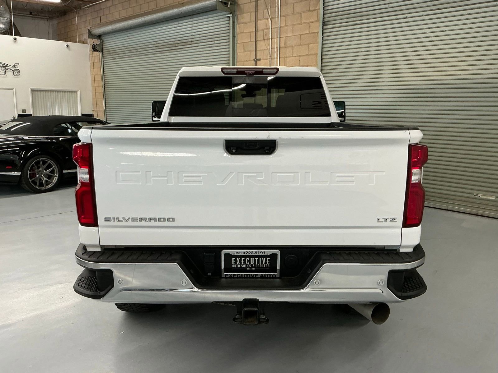 Used 2022 Chevrolet Silverado 2500 LTZ w/ LTZ Premium Package image 6