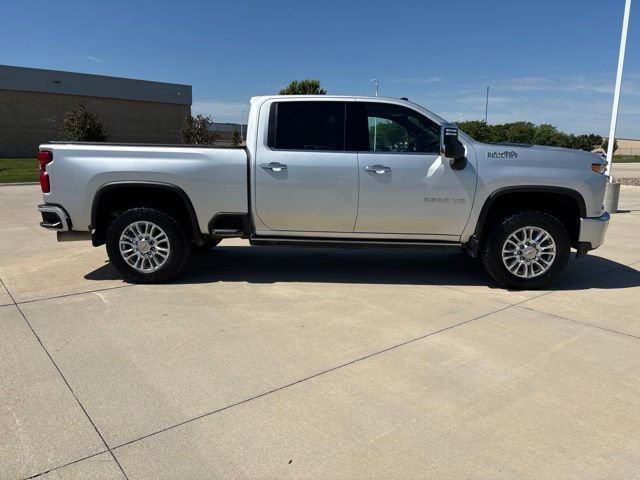Used 2022 Chevrolet Silverado 2500 High Country w/ Z71 Off-Road Package AWD/4WD image 5