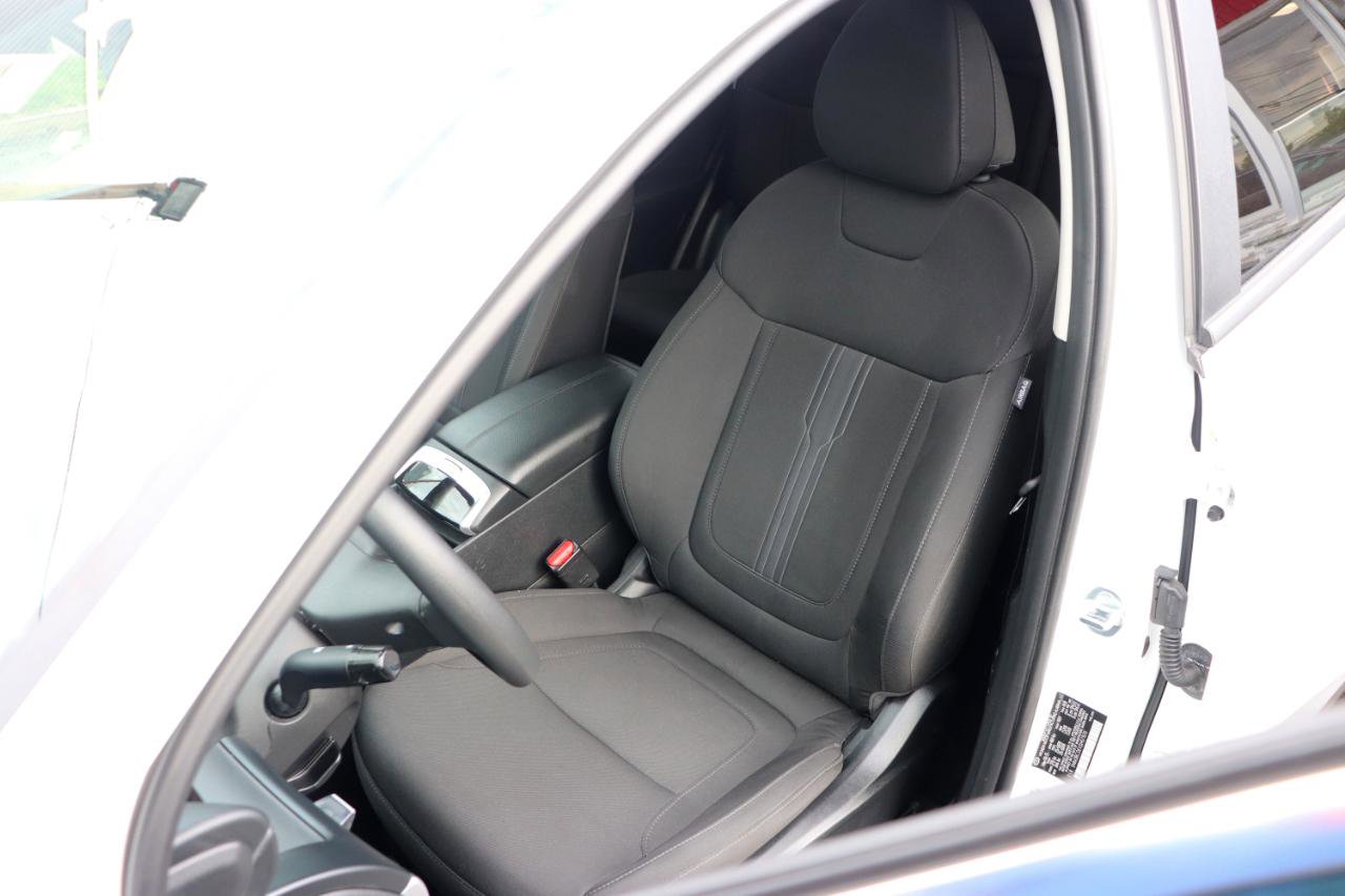 Used 2025 Hyundai Tucson SEL AWD/4WD image 11