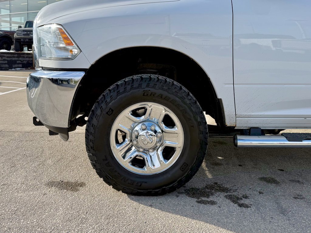 Used 2014 RAM 2500 Tradesman w/ Chrome Appearance Group image 19