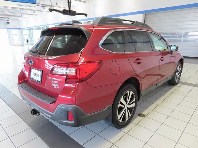 Used 2019 Subaru Outback 3.6R Limited image 14