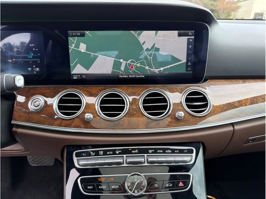 Used 2017 Mercedes-Benz E 300 image 17