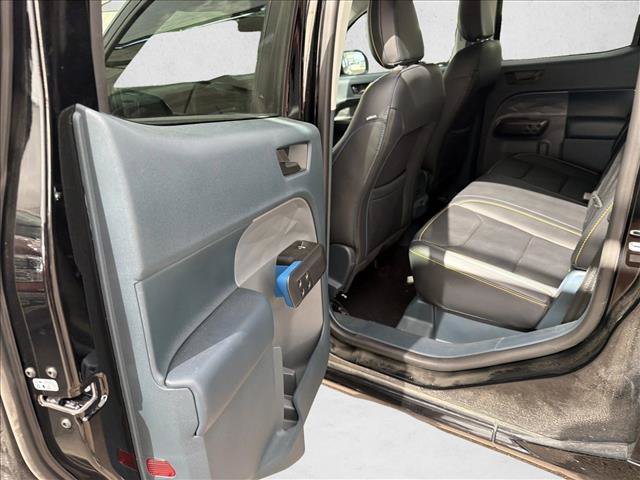 Certified 2025 Ford Maverick Lobo AWD/4WD image 16