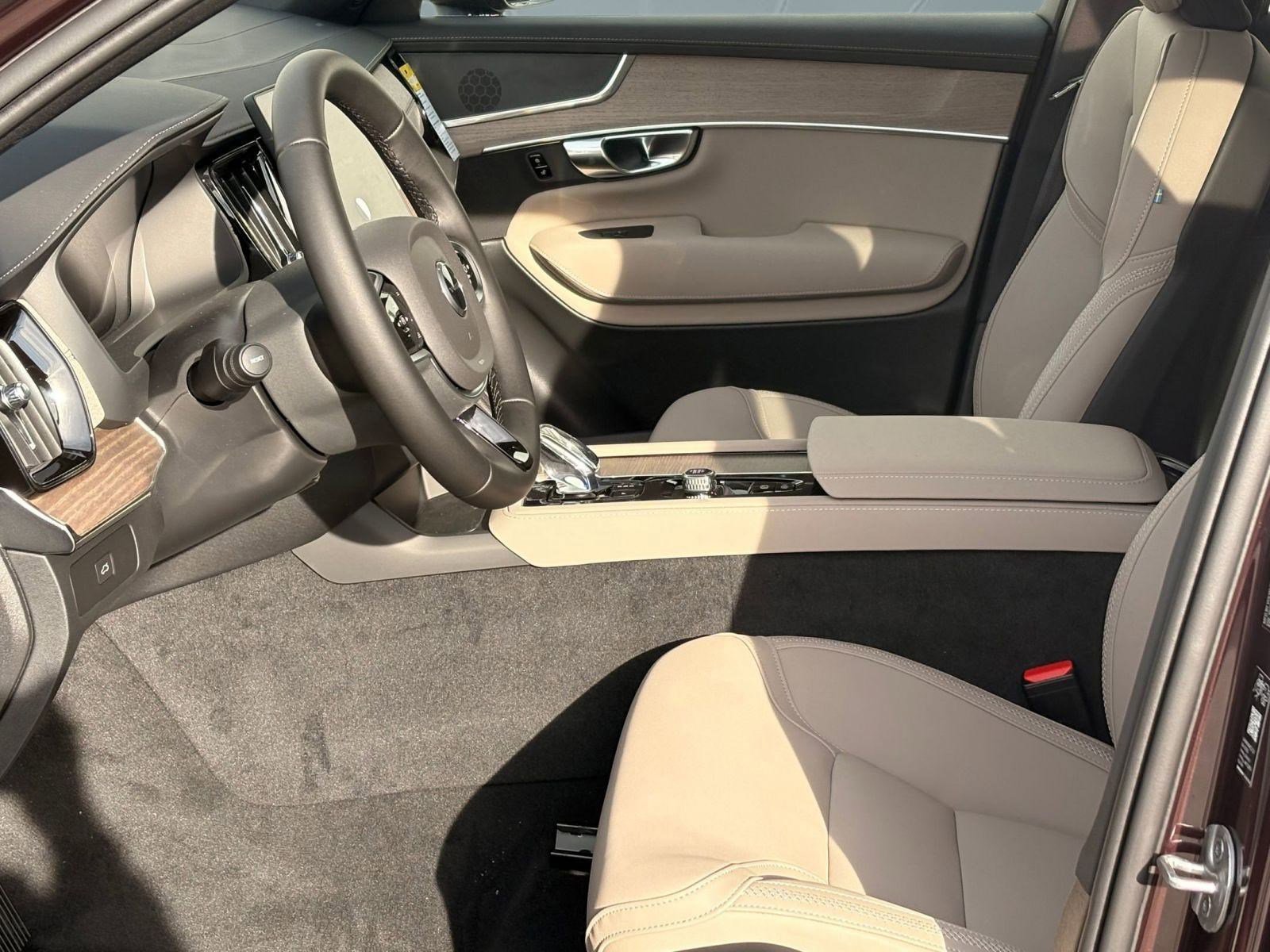 New 2026 Volvo XC90 B6 Plus image 22