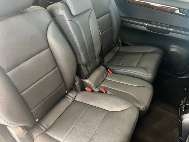 Used 2011 Mercedes-Benz R 350 4MATIC image 39