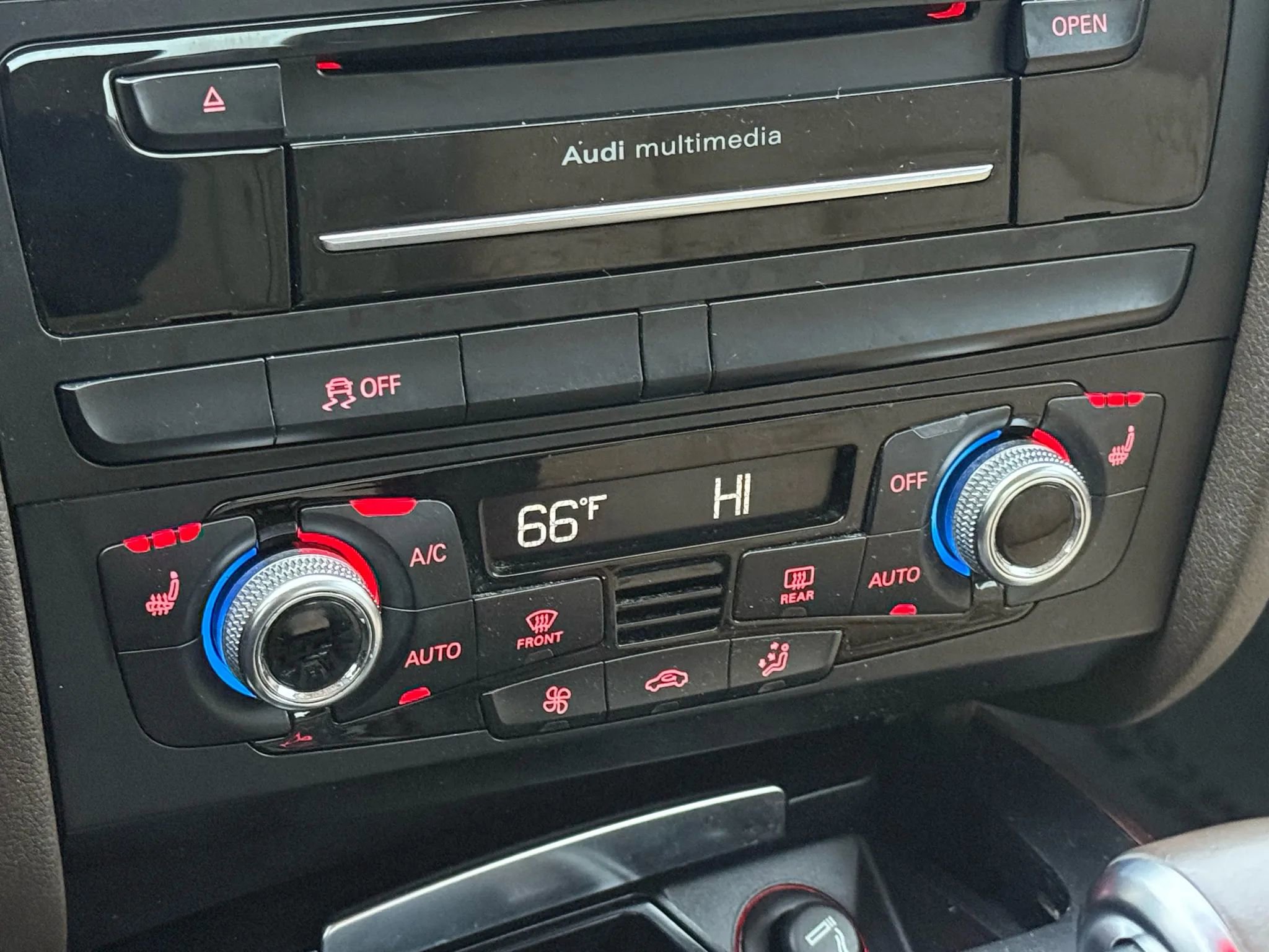 Used 2015 Audi A4 2.0T Premium Plus w/ Technology Package image 44