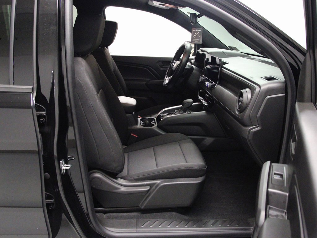 Used 2023 Chevrolet Colorado W/T image 22