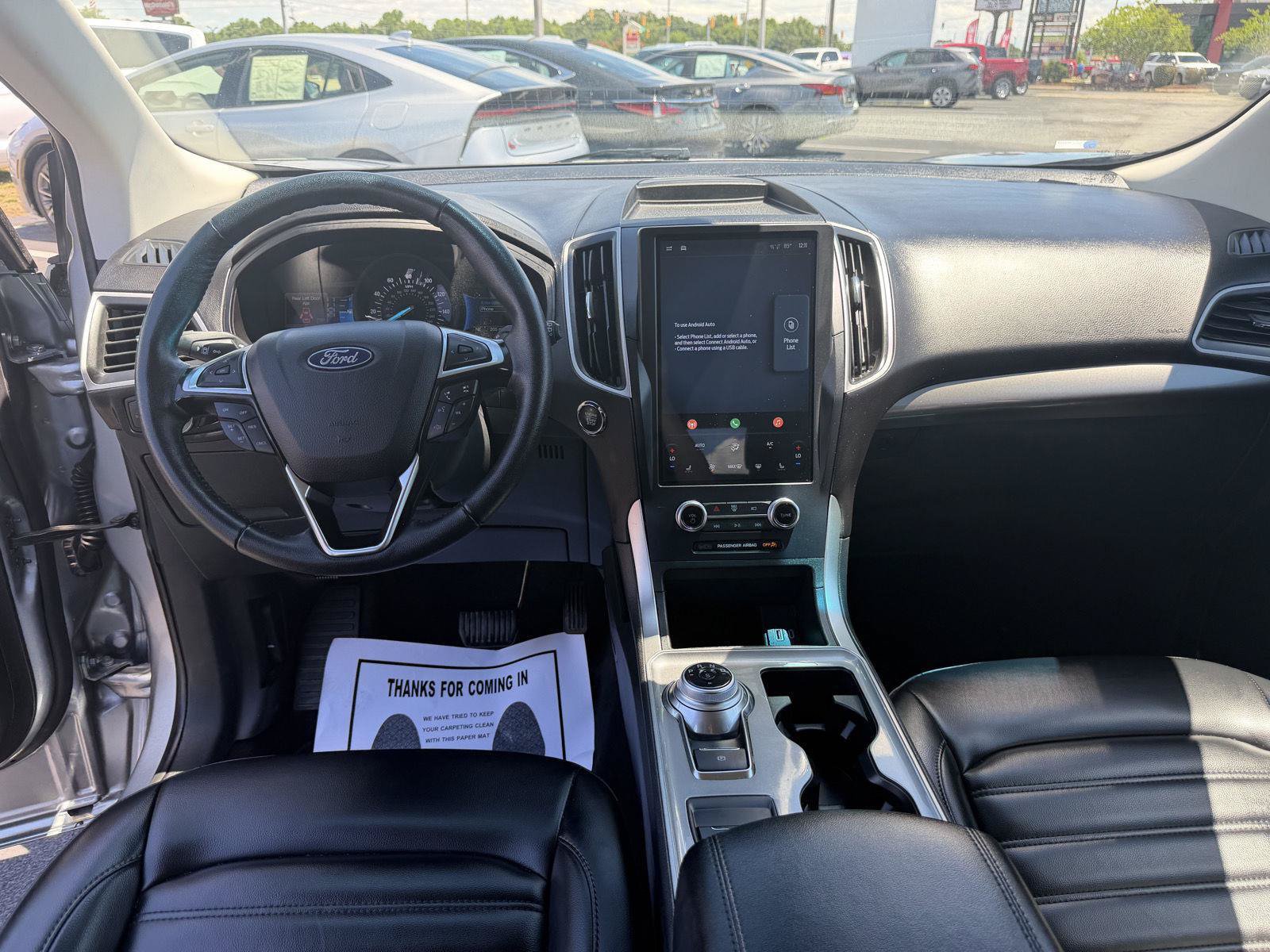 Used 2024 Ford Edge SEL AWD/4WD image 16