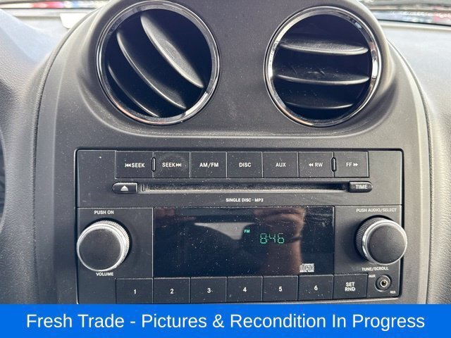 Used 2010 Jeep Compass Sport AWD/4WD image 15