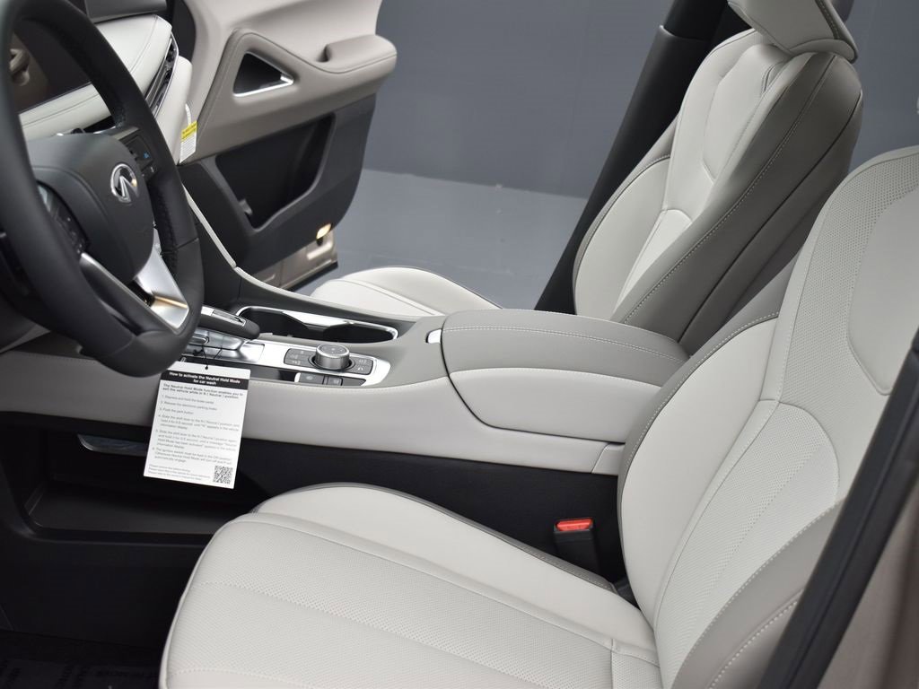 New 2026 INFINITI QX60 Luxe w/ Cargo Package image 18
