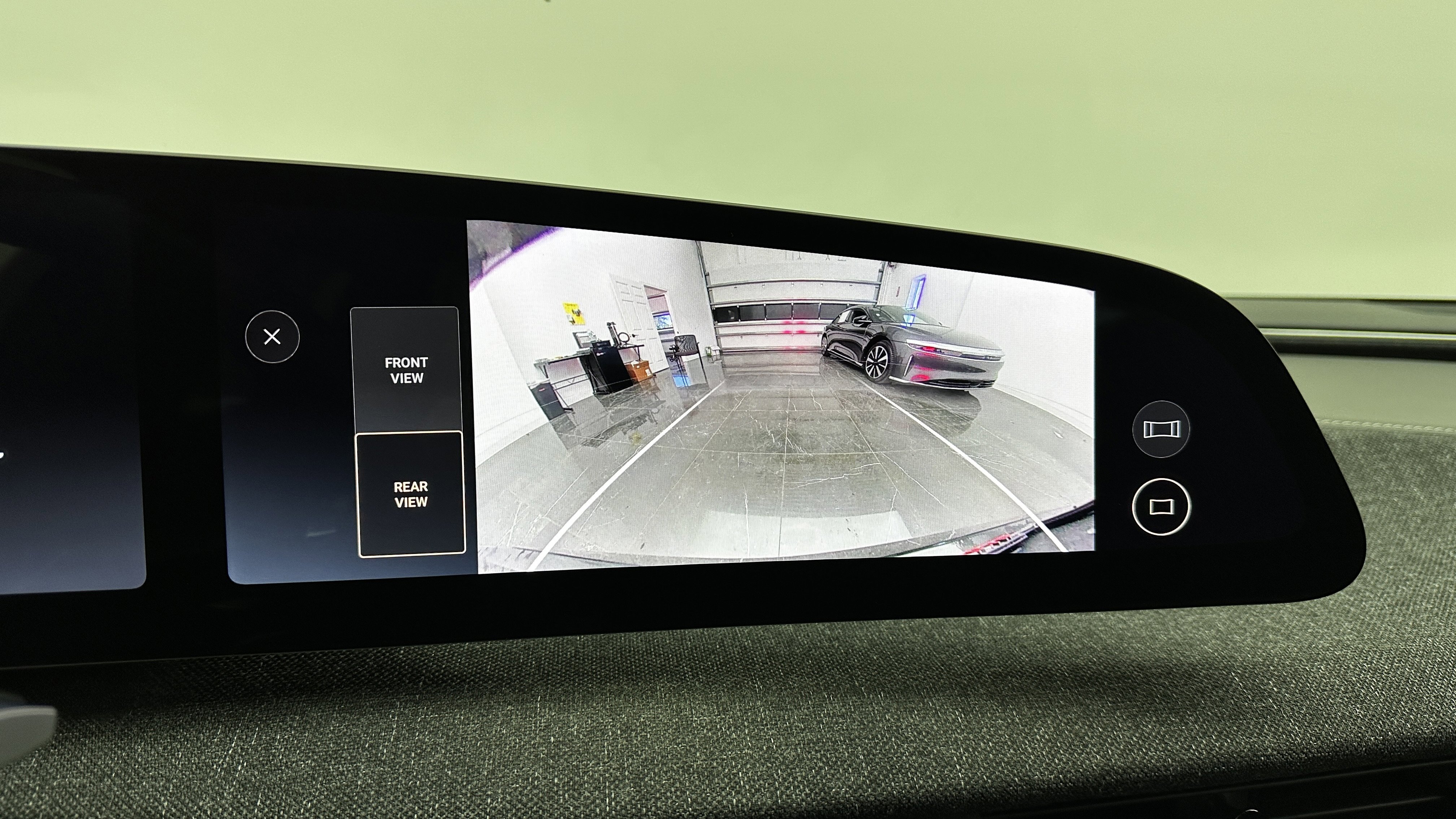 Used 2024 Lucid Air Touring image 25