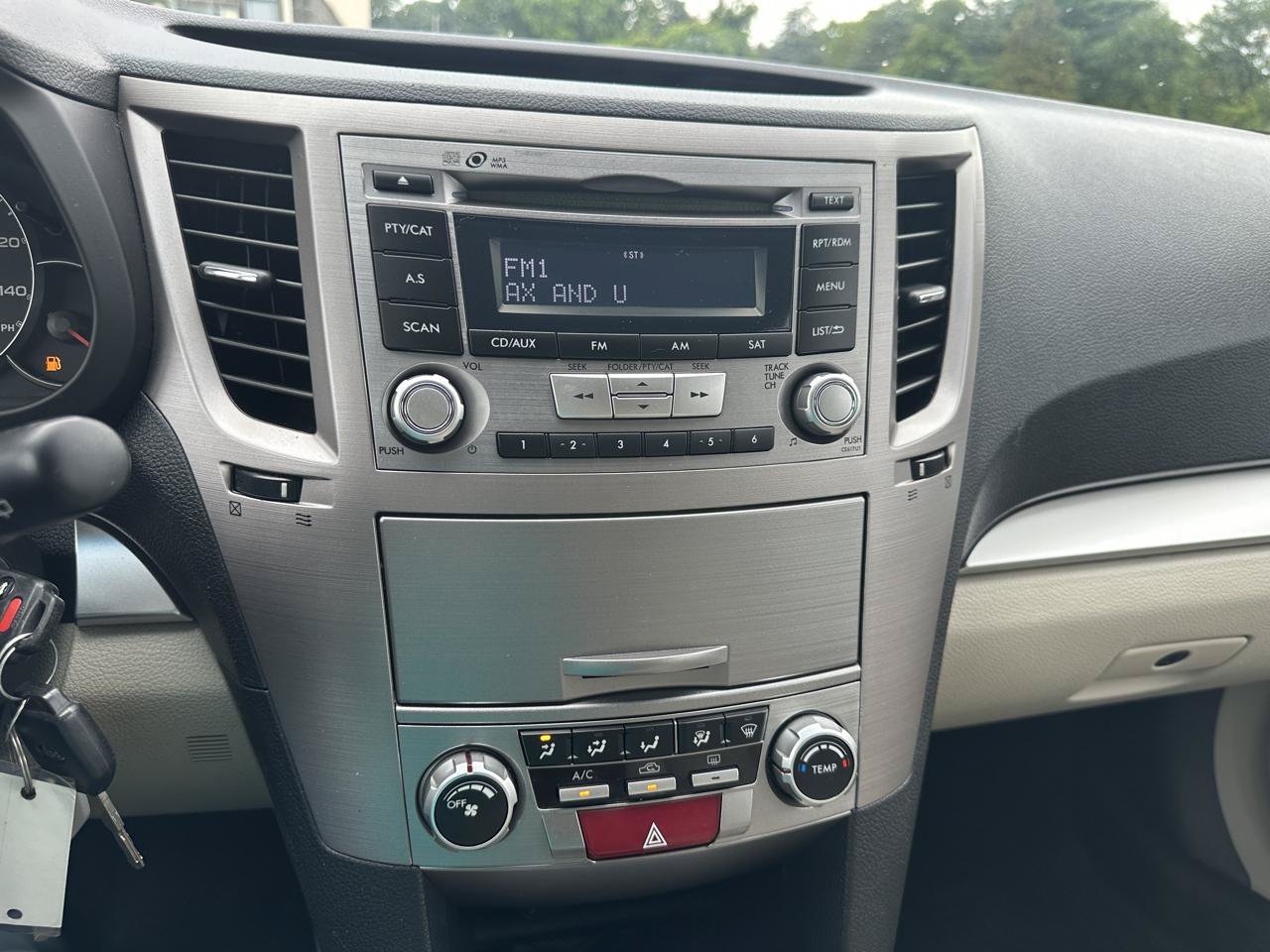 Used 2013 Subaru Outback 2.5i Premium w/ All-Weather Pkg AWD/4WD image 21