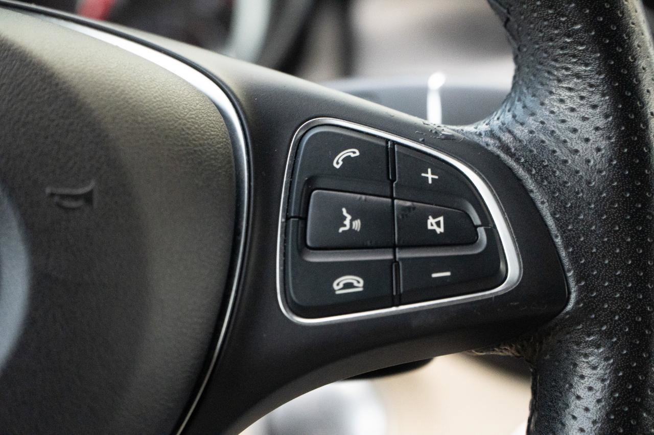 Used 2018 Mercedes-Benz CLA 250 image 38