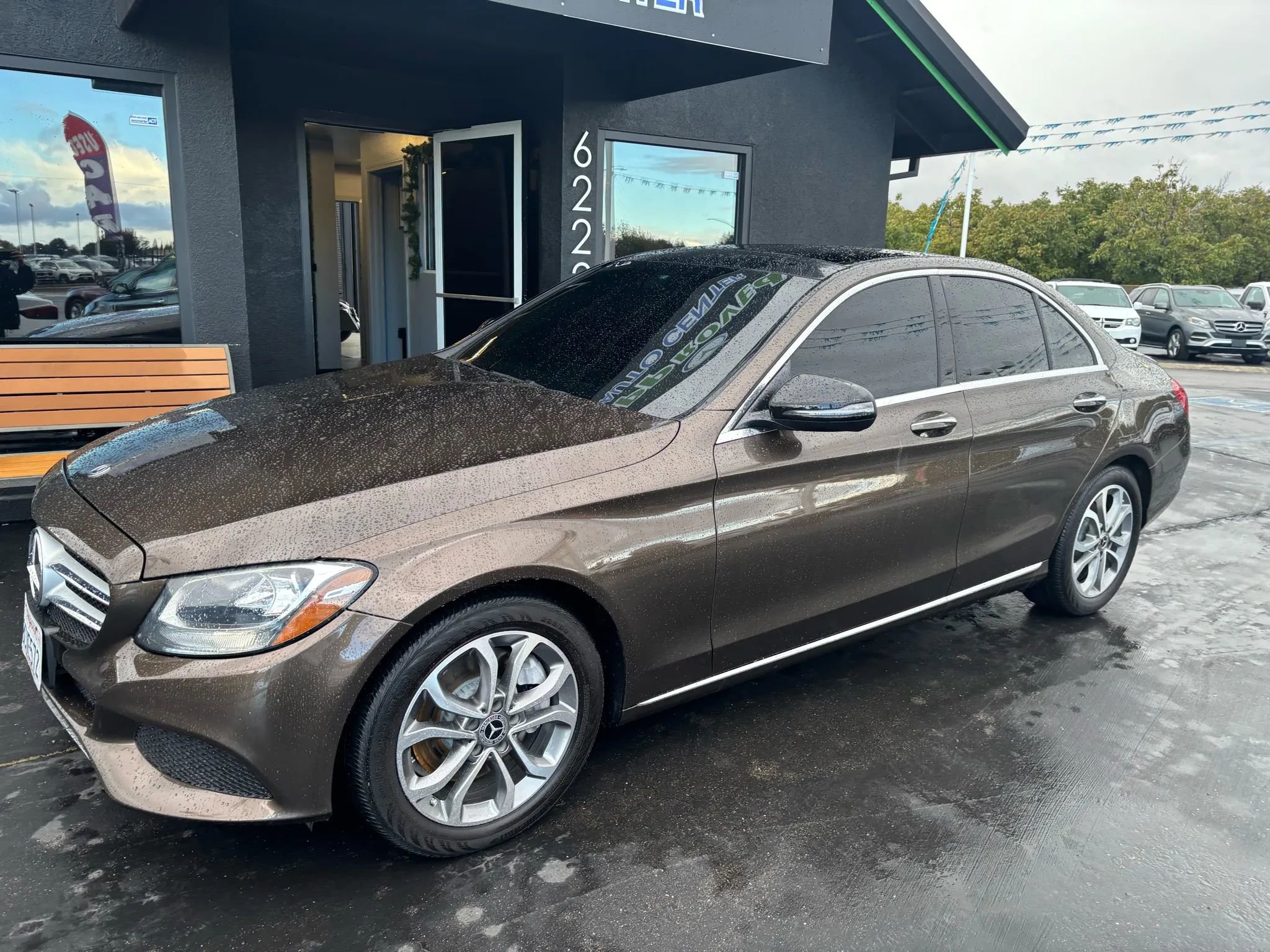 Used 2018 Mercedes-Benz C 300 Sedan image 4