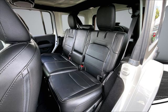 Used 2023 Jeep Wrangler Unlimited Sahara image 22