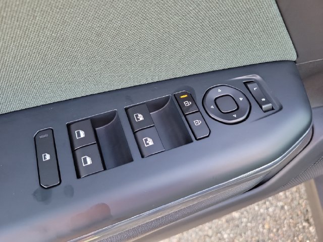 Used 2025 Kia K4 EX FWD image 25