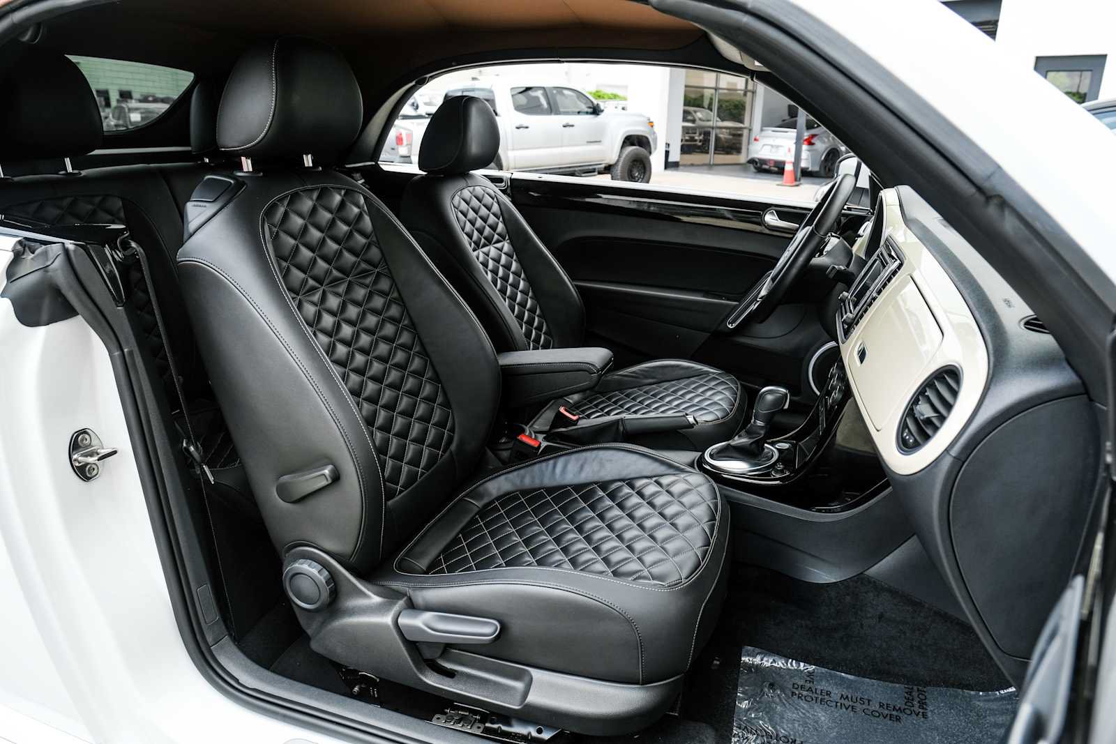 Used 2019 Volkswagen Beetle 2.0T Final Edition SEL FWD image 34