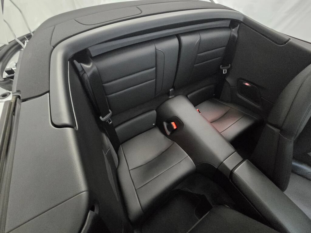 Certified 2025 Porsche 911 Carrera RWD image 22
