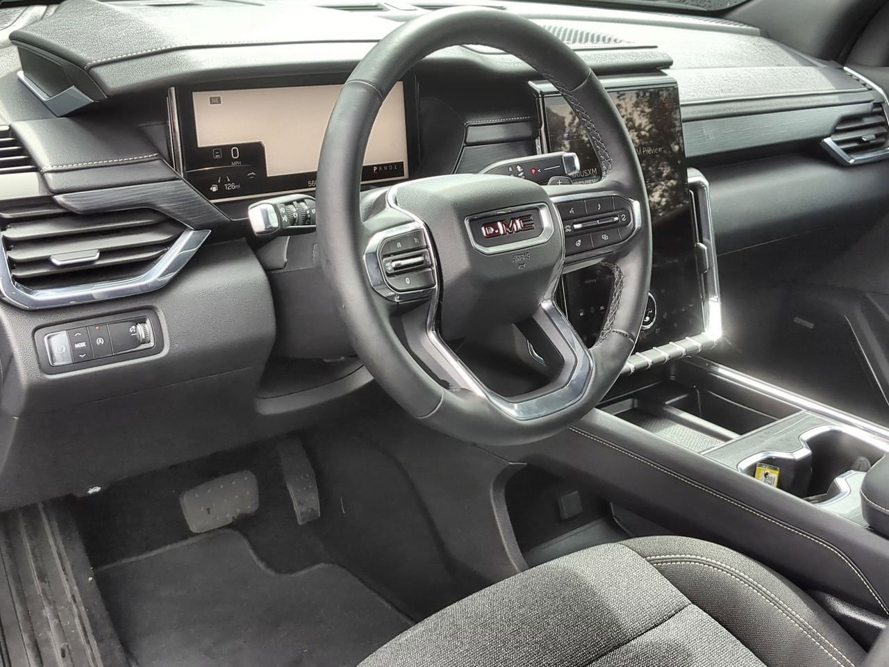 Used 2025 GMC Acadia Elevation image 10