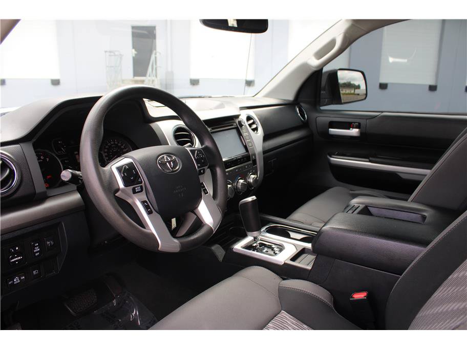 Used 2018 Toyota Tundra SR5 w/ SR5 Upgrade Package RWD image 9