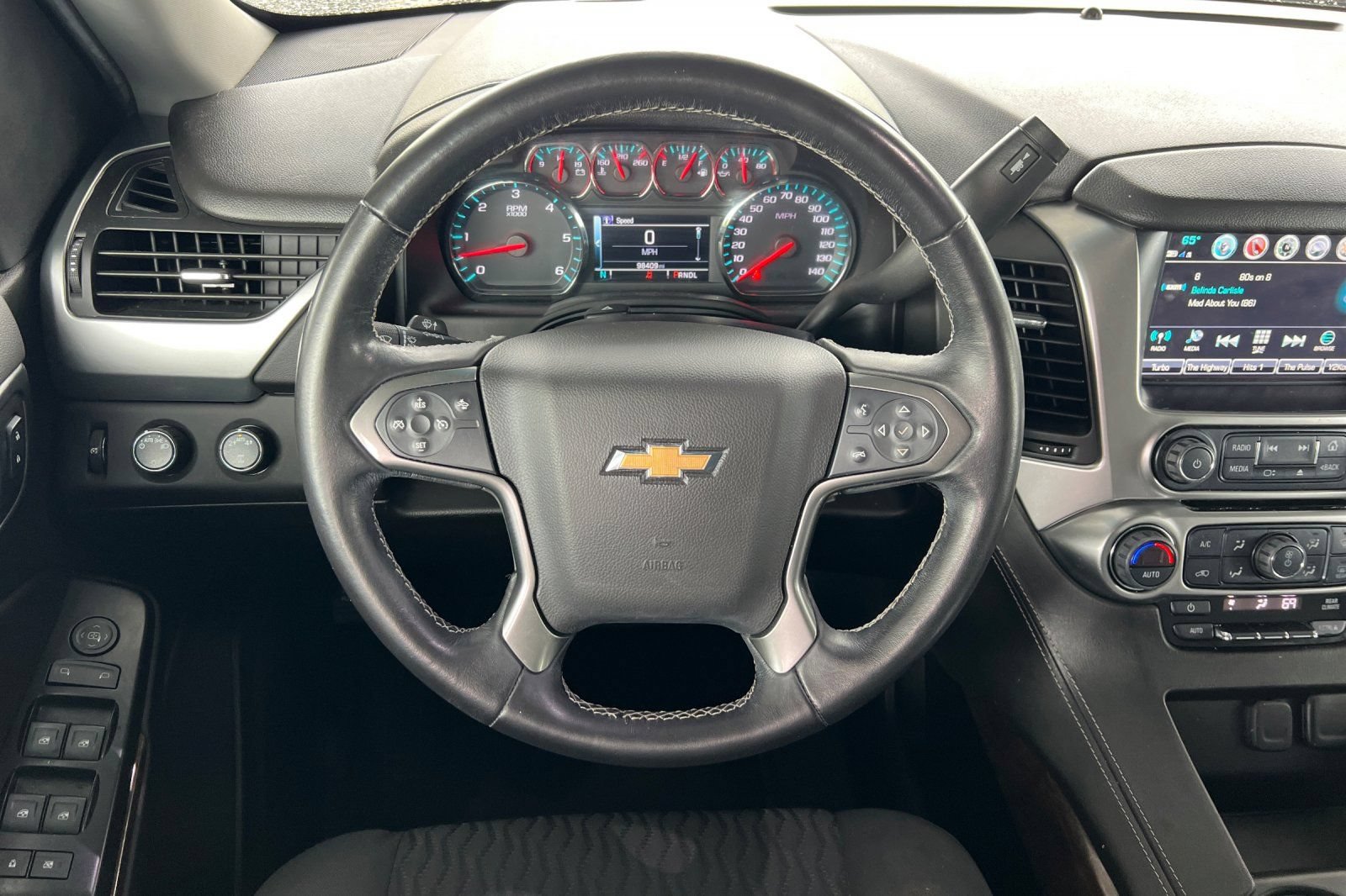 Used 2019 Chevrolet Tahoe LS w/ Enhanced Driver Alert Package AWD/4WD image 22
