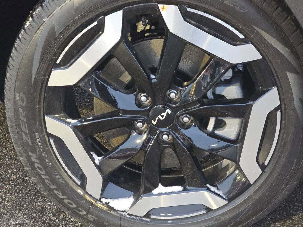 New 2025 Kia Telluride S image 10