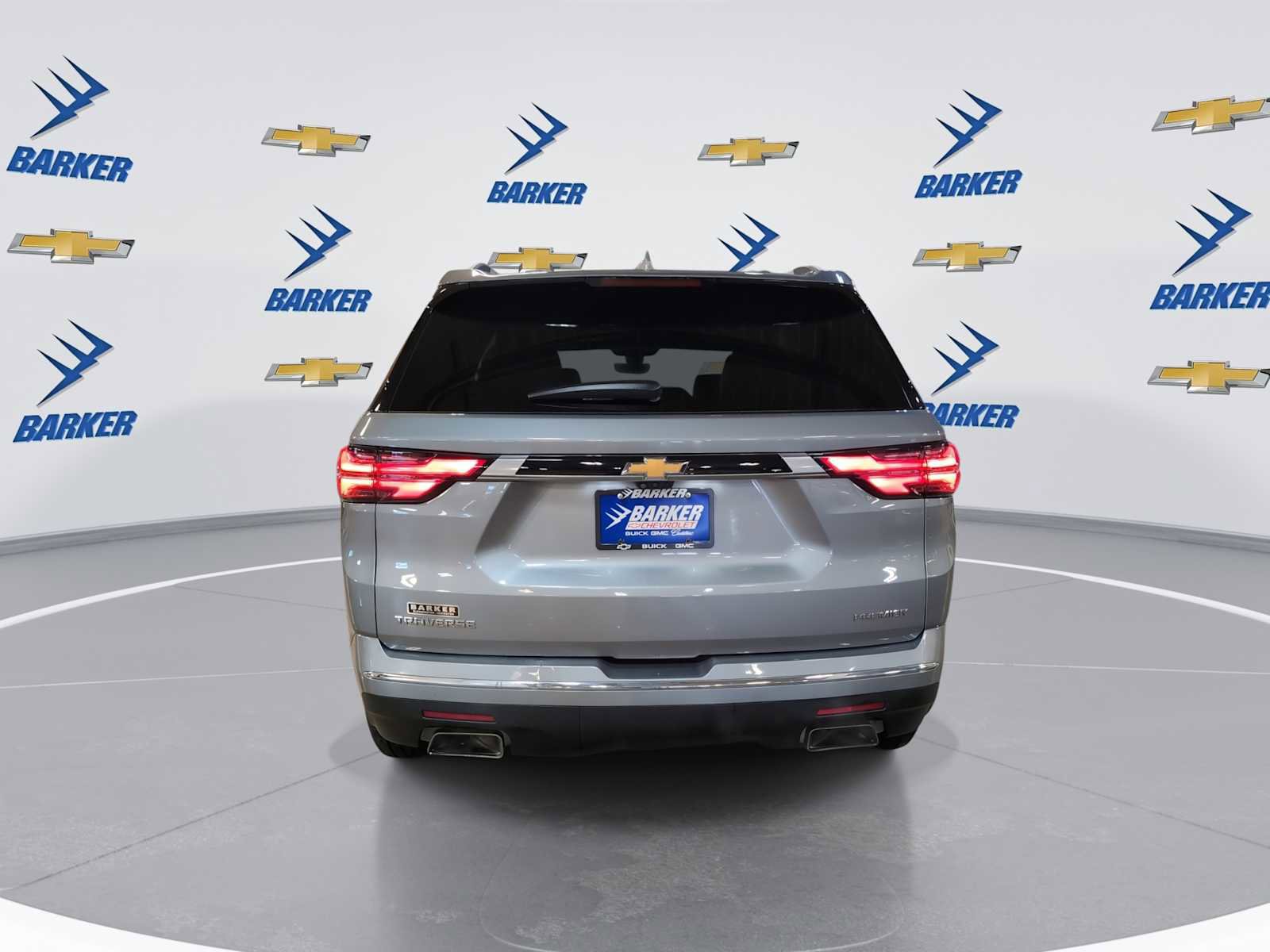 Used 2023 Chevrolet Traverse Premier image 7