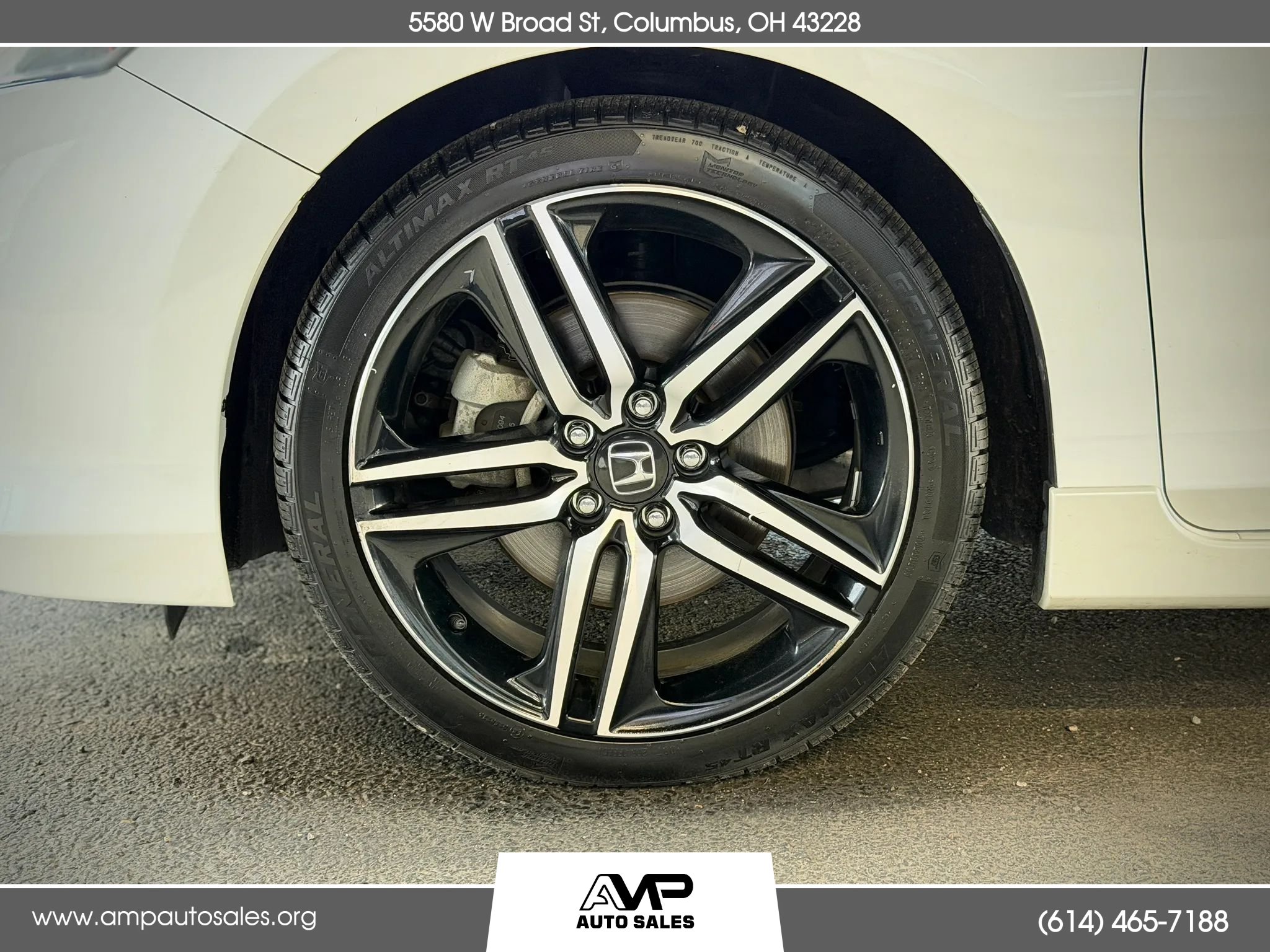 Used 2016 Honda Accord Touring image 25