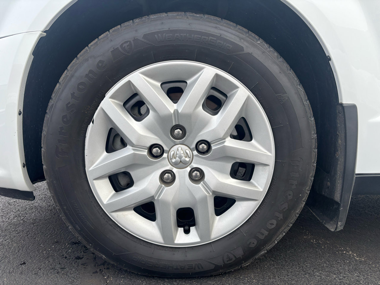 Used 2015 RAM C/V Tradesman w/ UConnect Hands-Free Group image 30