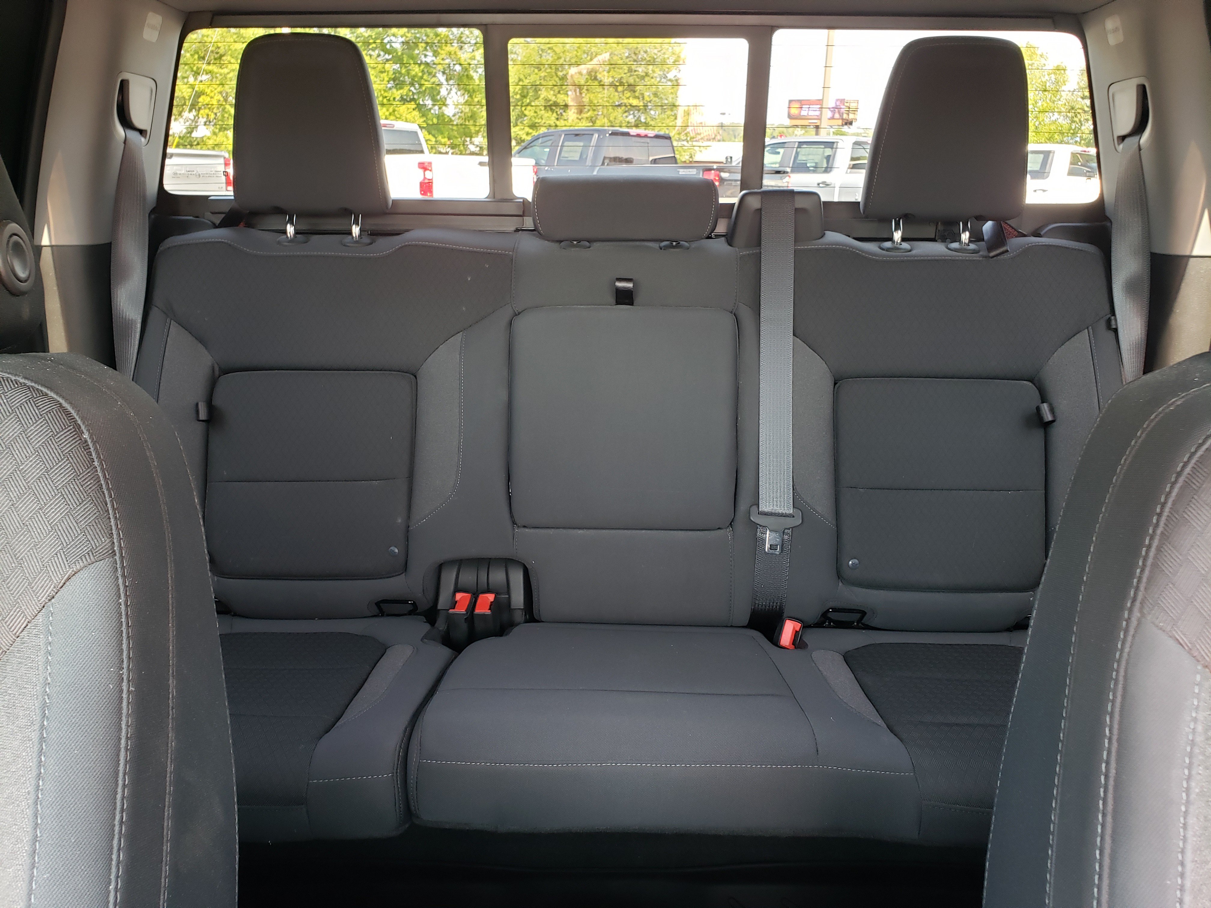Used 2019 Chevrolet Silverado 1500 LT w/ All-Star Edition AWD/4WD image 26