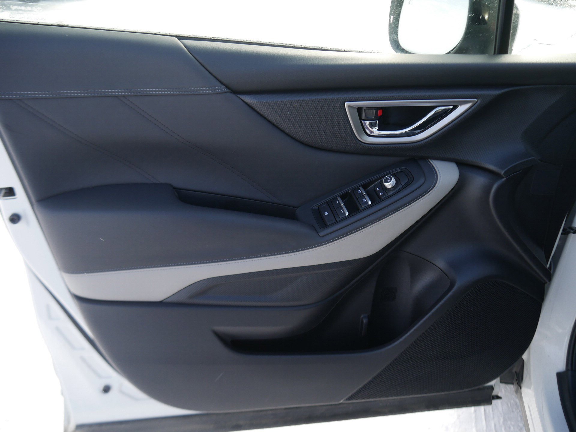 Used 2024 Subaru Forester Limited image 24