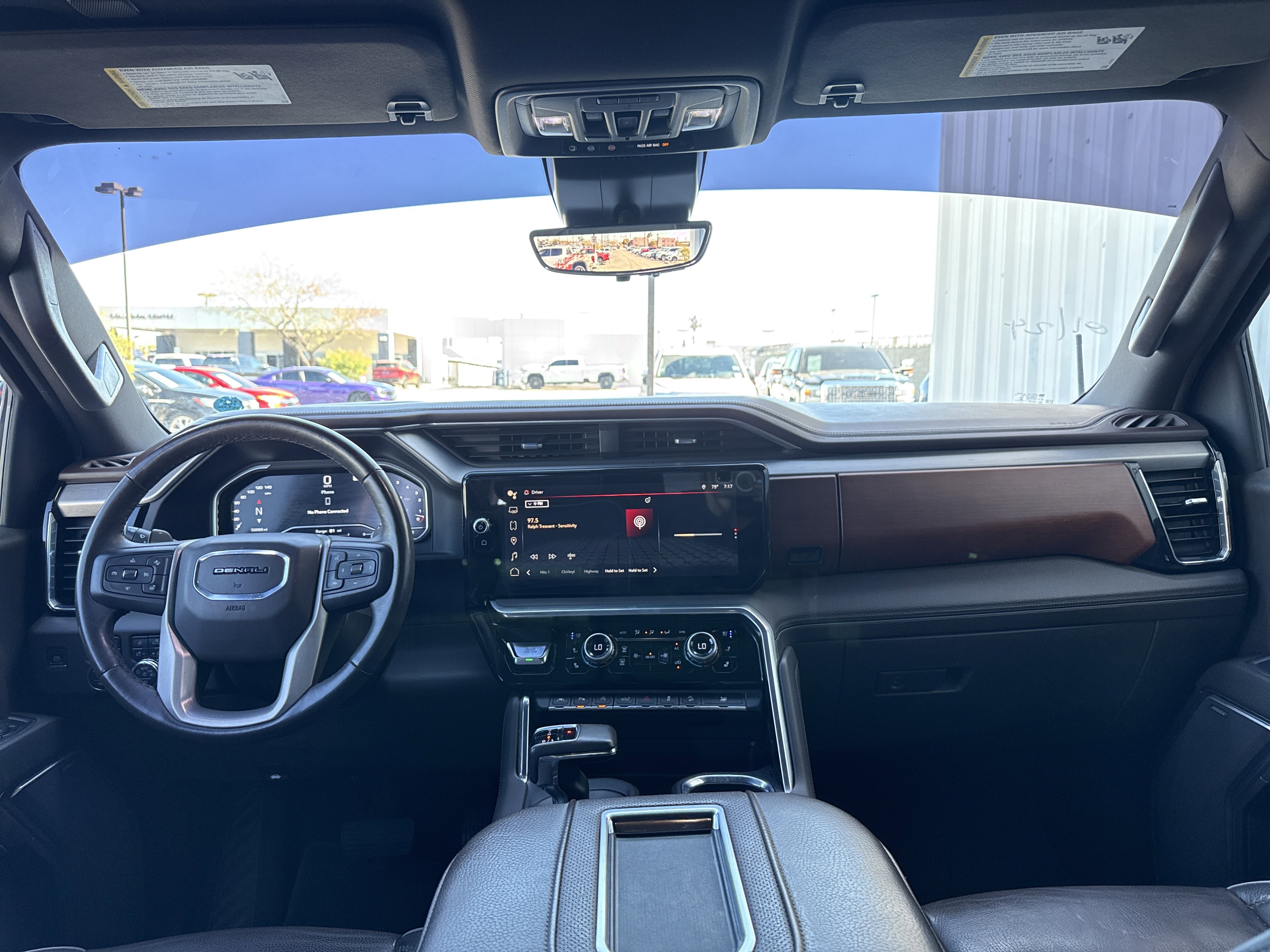 Used 2022 GMC Sierra 1500 Denali w/ Denali Reserve Package image 22