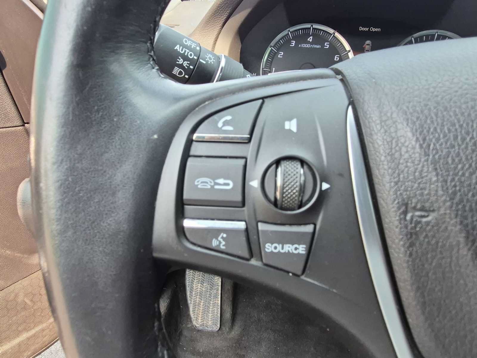 Used 2018 Acura TLX FWD image 24