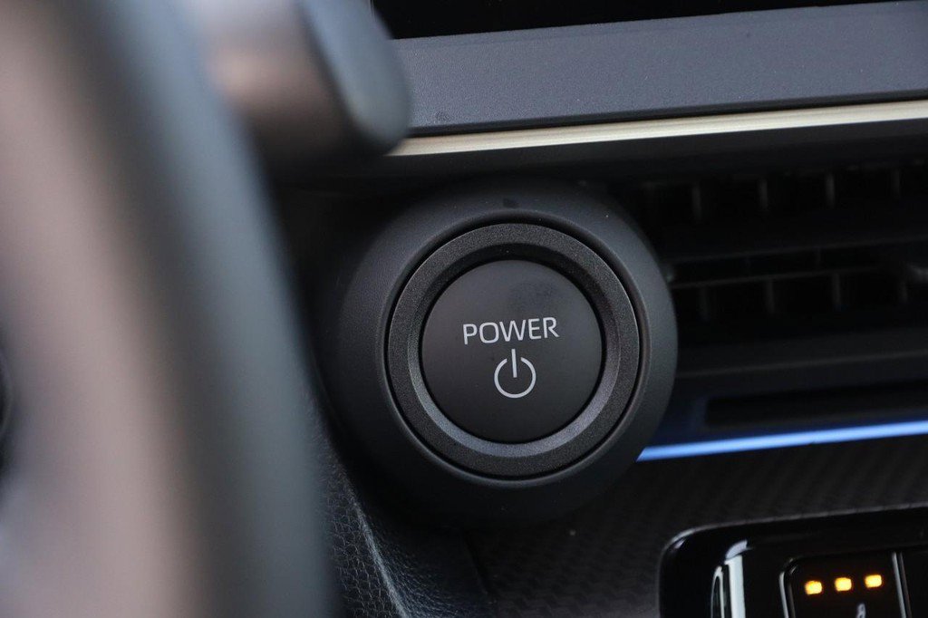 New 2026 Toyota Prius XLE image 19