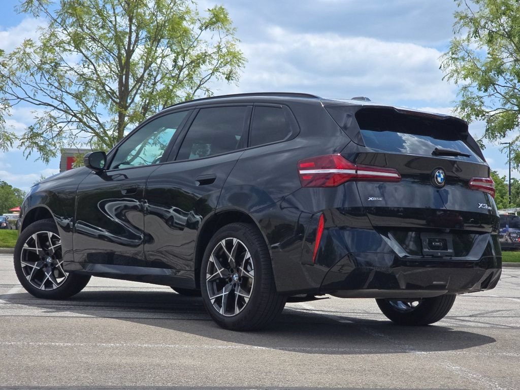 Used 2025 BMW X3 xDrive30i w/ M Sport Package AWD/4WD image 13