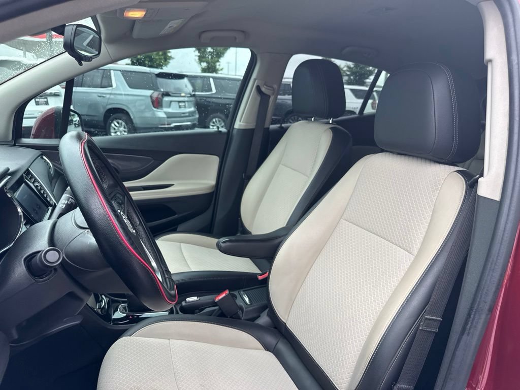 Used 2022 Buick Encore Preferred w/ Safety Package FWD image 13