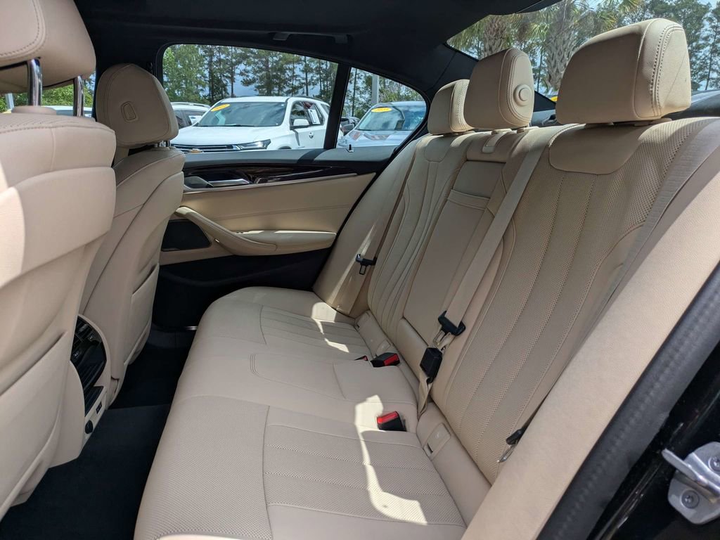 Used 2023 BMW 540i xDrive w/ Premium Package AWD/4WD image 13