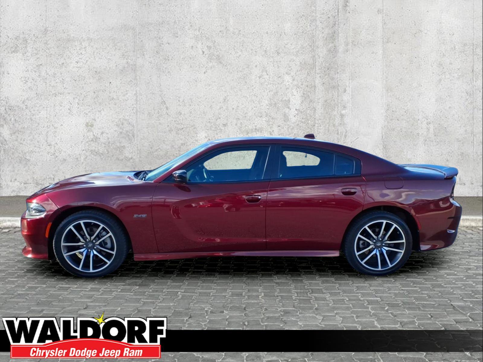 Used 2023 Dodge Charger R/T w/ Cold Weather Package image 4