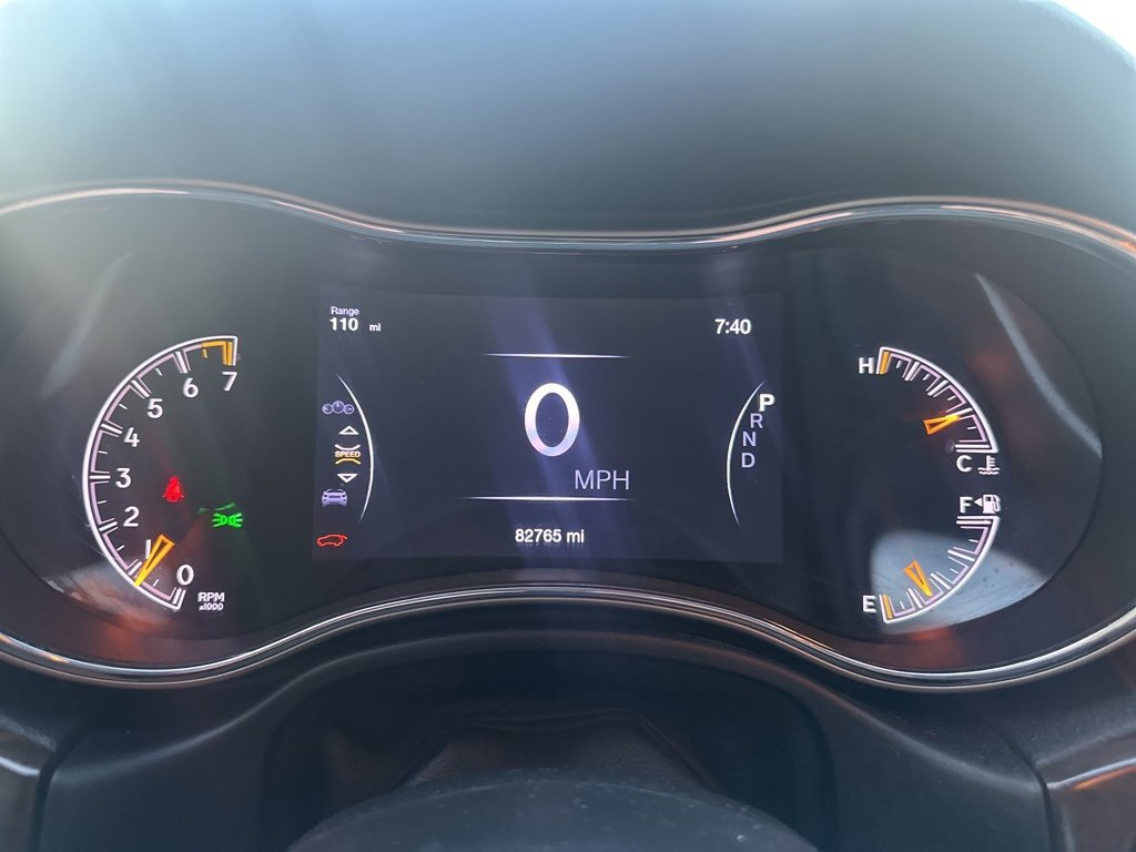 Used 2017 Jeep Grand Cherokee Limited w/ Luxury Group II image 11