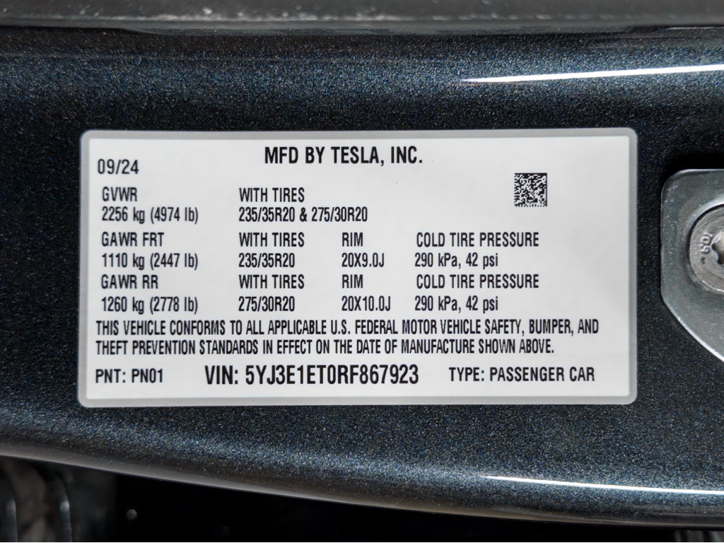 Used 2024 Tesla Model 3 Performance AWD/4WD image 28
