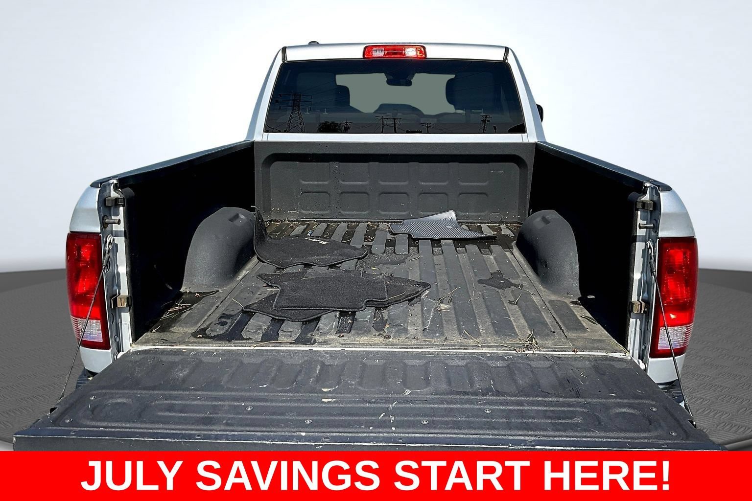 Used 2017 RAM 1500 Express AWD/4WD image 10