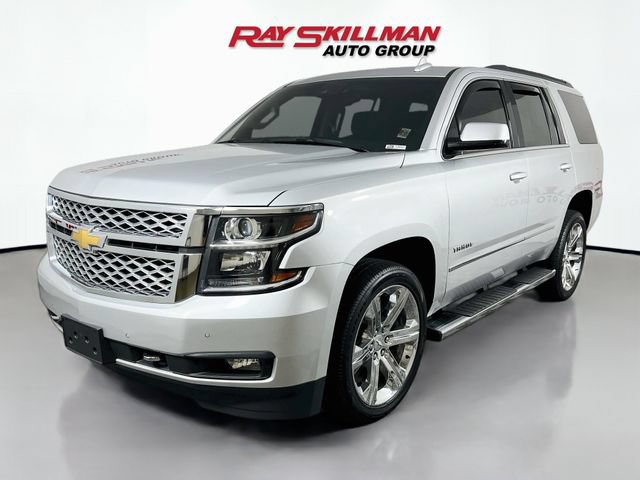 Used 2019 Chevrolet Tahoe LT w/ LT Signature Package AWD/4WD image 3