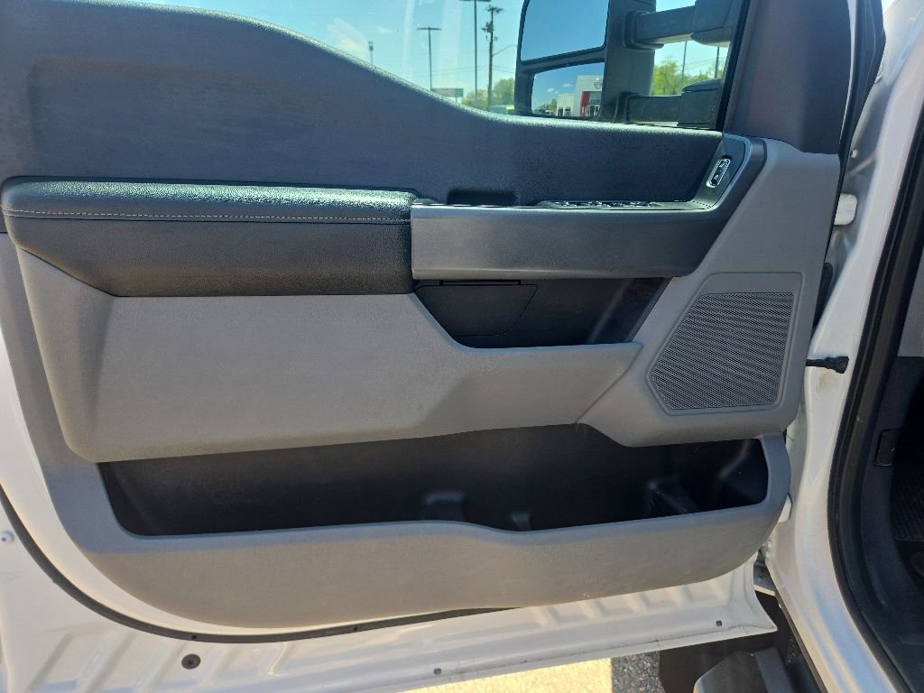 Used 2023 Ford F450 XLT AWD/4WD image 16