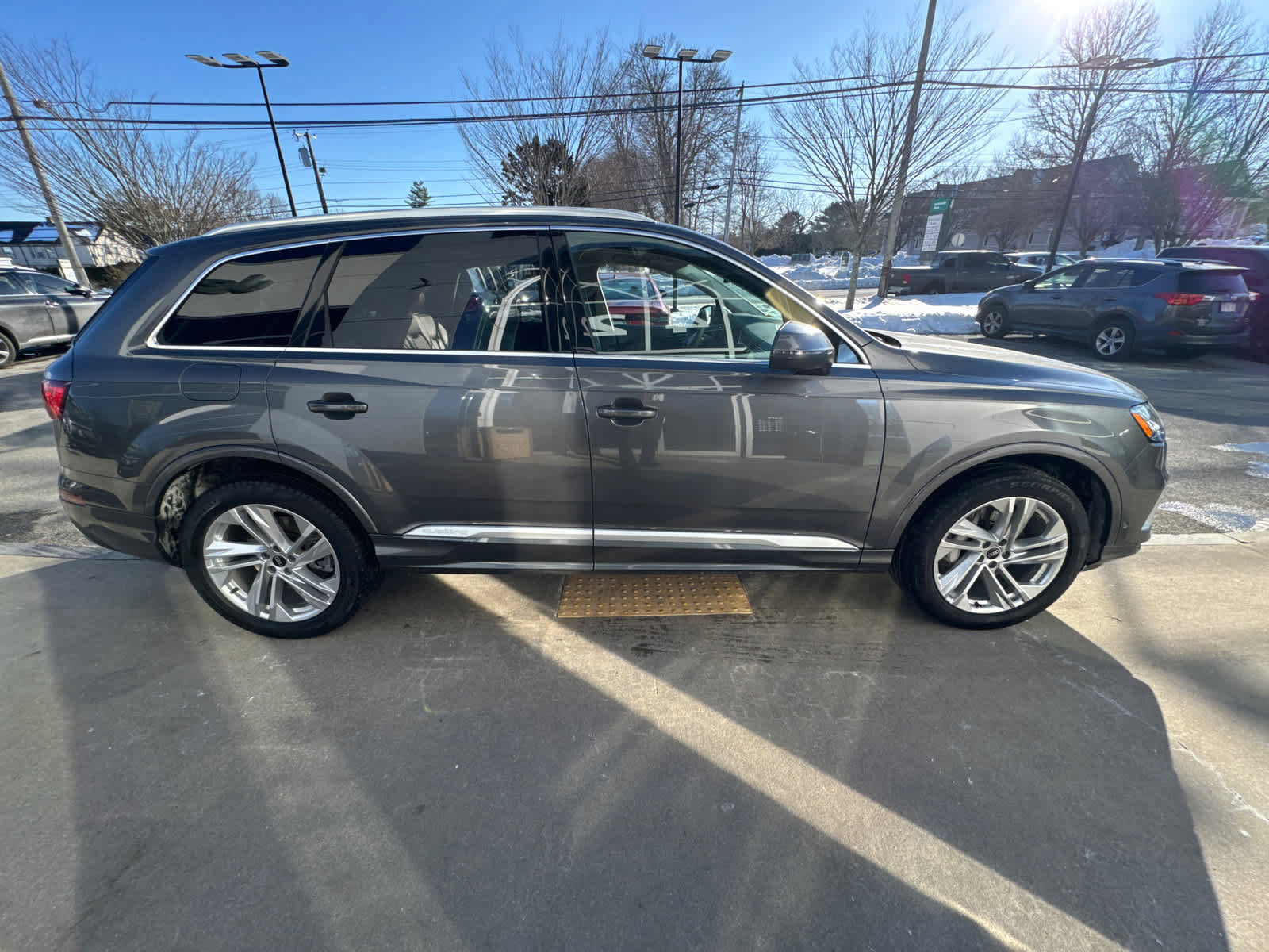 Used 2022 Audi Q7 Premium Plus image 7