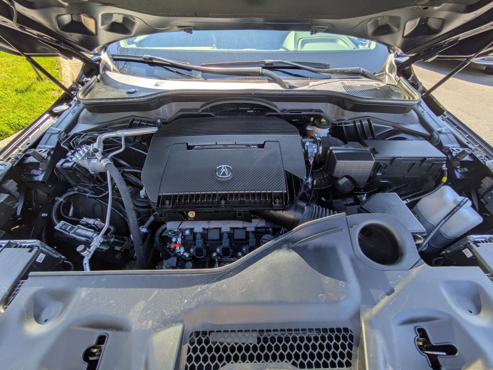 Certified 2025 Acura MDX SH-AWD w/ Technology Package image 31